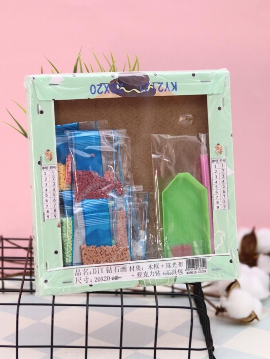 Алмазная мозаика на подрамнике Draw Me! «Cute bear», (20*20 см) 