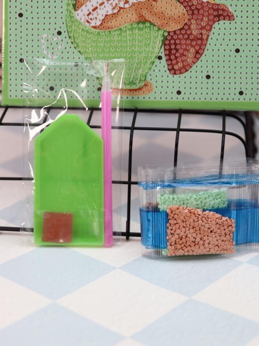 Алмазная мозаика на подрамнике Draw Me! «Cute bear», (20*20 см) 