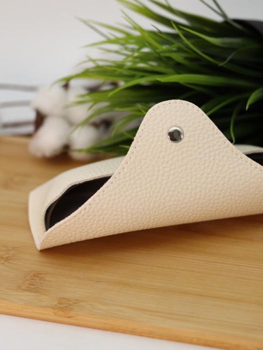 Чехол для очков GIRLY &quot;Urban Click&quot;, white 