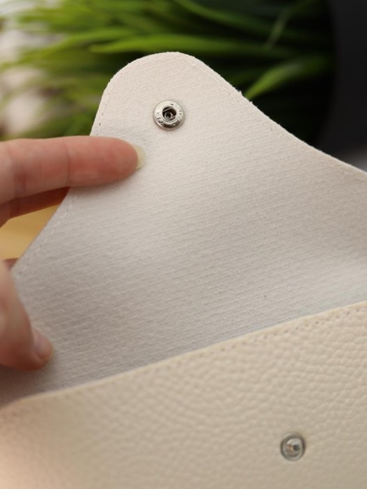 Чехол для очков GIRLY &quot;Urban Click&quot;, white 