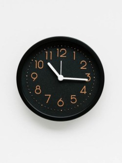 Часы-будильник «Balance line», black