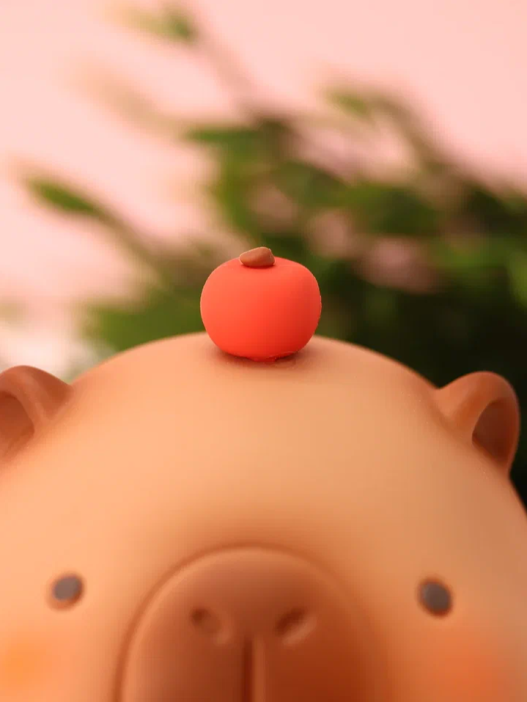 Копилка &quot;Capybara with apple&quot;, 15 см 