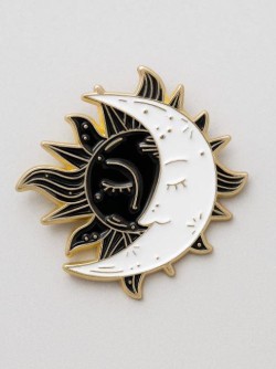 Значок металлический iLikeGift "The balance of the Universe"