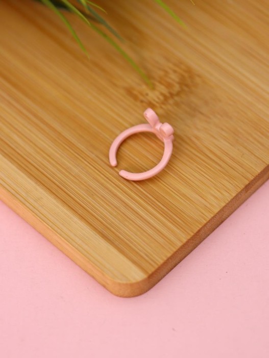 Кольцо акриловое GIRLY "Розовый заяц", розовое (d=1,7 см) 