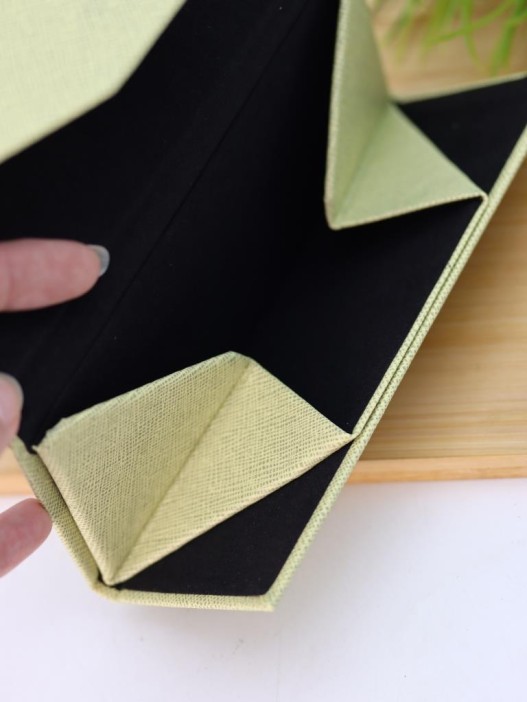 Чехол для очков GIRLY &quot;Prism Case&quot;, green 