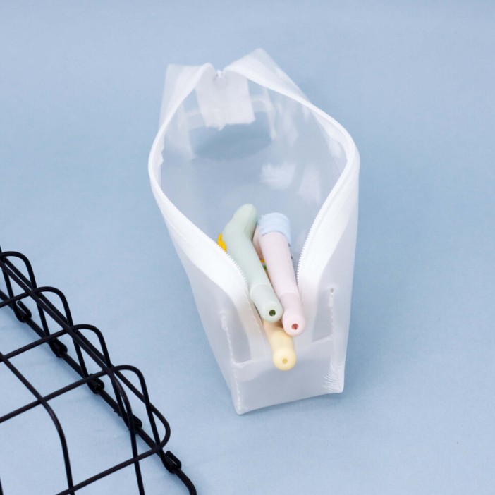 Пенал "Feathers one" silver 