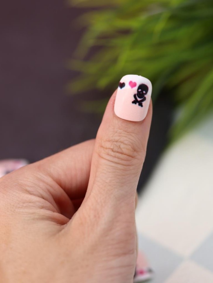 Накладные ногти GIRLY "Черно-белые", 12 шт., с клеевыми пластинами
