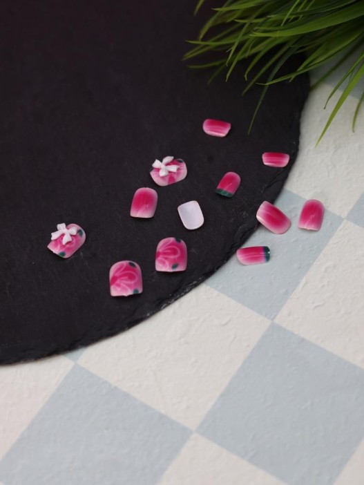 Накладные ногти GIRLY «White bow», 12 шт., с клеевыми пластинами 