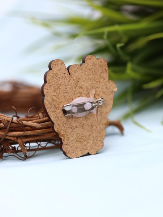 Значок ECO из дерева LOL LAB &quot;Сердце в руках&quot; 