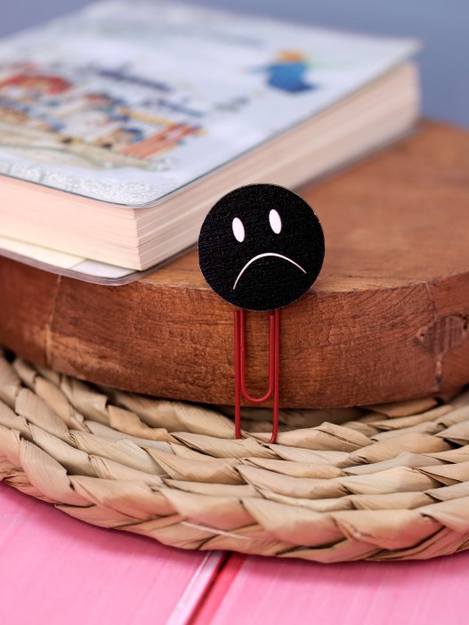 Закладка – скрепка ECO из дерева SAD SMILE 