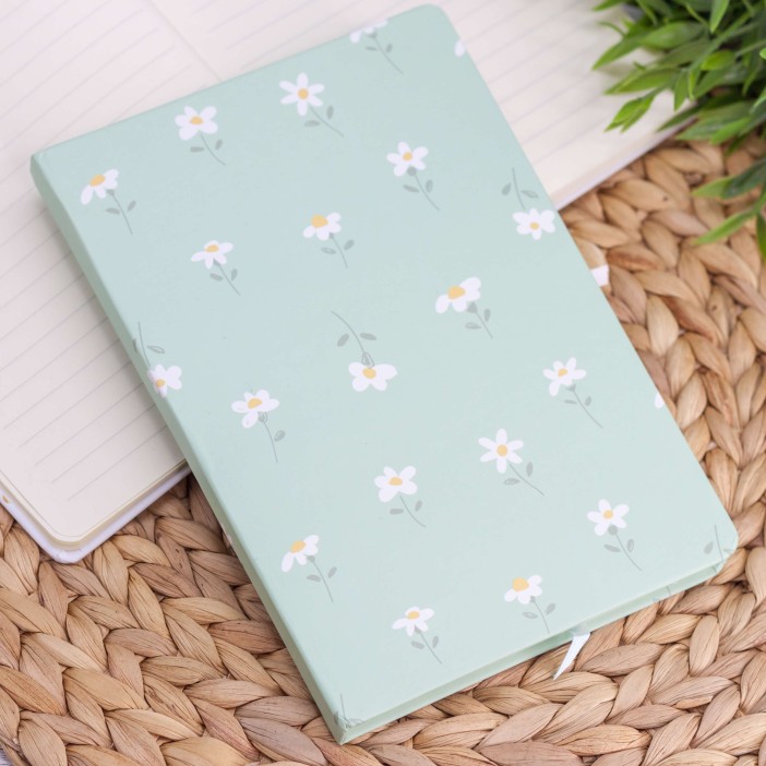 Блокнот (A5) &quot;Field flowers&quot;, green (14.5*21) 