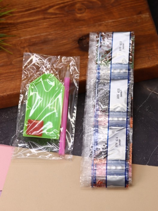 Алмазная мозаика "Кошка", частичная выкладка, пластиковая подставка, 21*25 см 