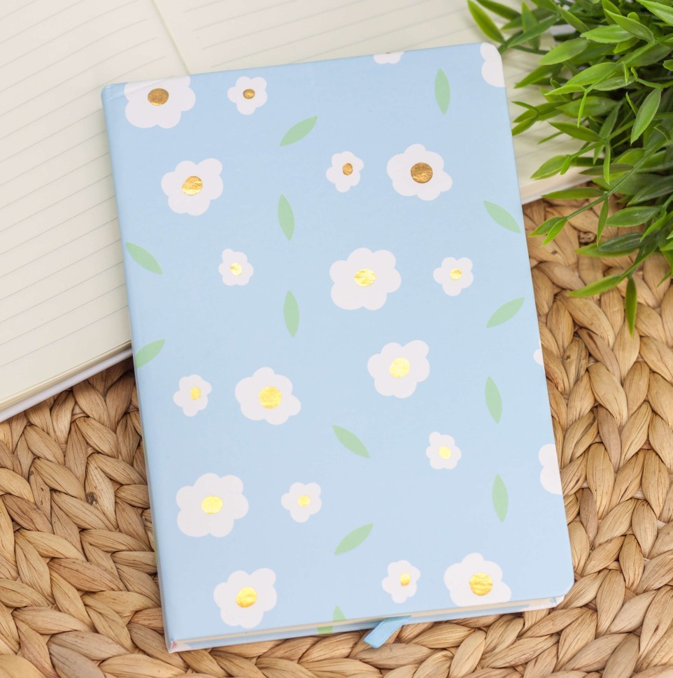 Блокнот (A5) "Flowers and leaves", light blue (14.5*21)