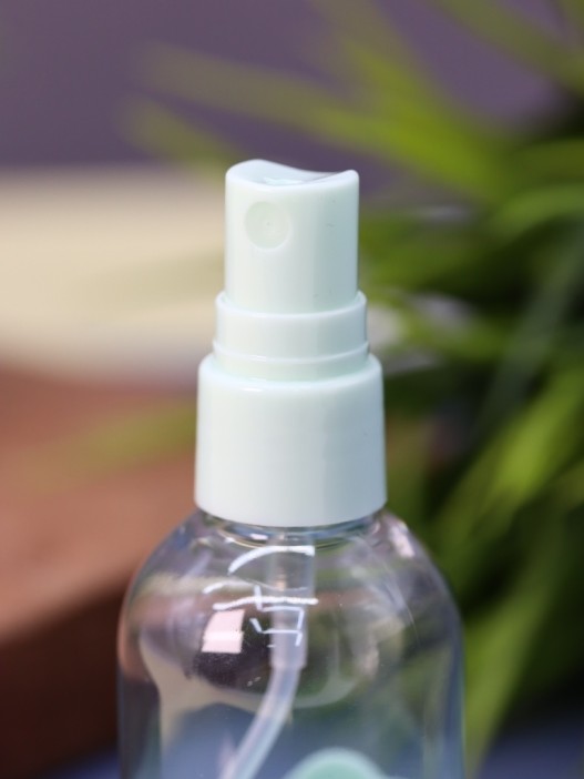 Дорожная бутылочка "Bear", green (60 ml) 