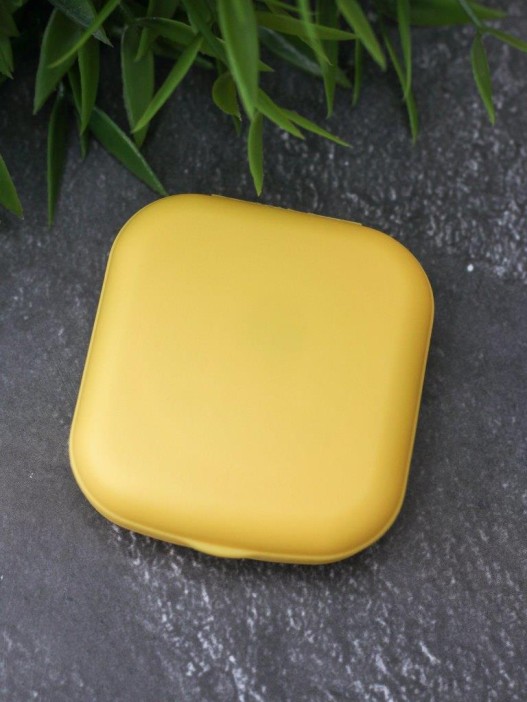 Контейнер для линз «Classic square», yellow 