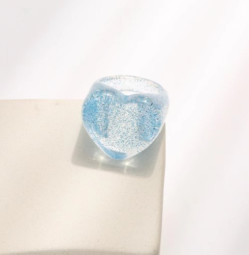 Кольцо акриловое GIRLY "Голубое сердце", синее (d=1,7 см) 