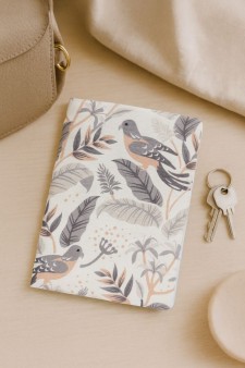 ОБЛОЖКА ДЛЯ ПАСПОРТА из искусственной кожи "Birds on leaves", плотность 800 мкм