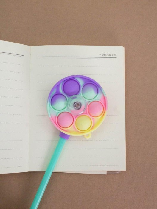 Ручка-антистресс гелевая Вертушка POP IT  rainbow 