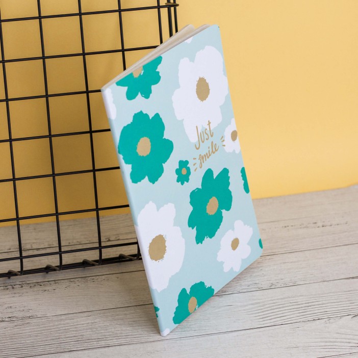 Тетрадь (A5) "Just smile", green (14.5*21) 