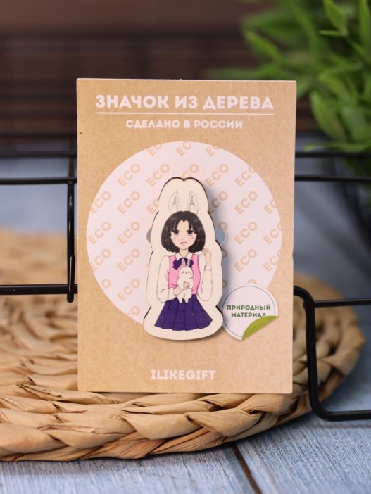 Значок ECO из дерева Аниме "Love bunny girl" 