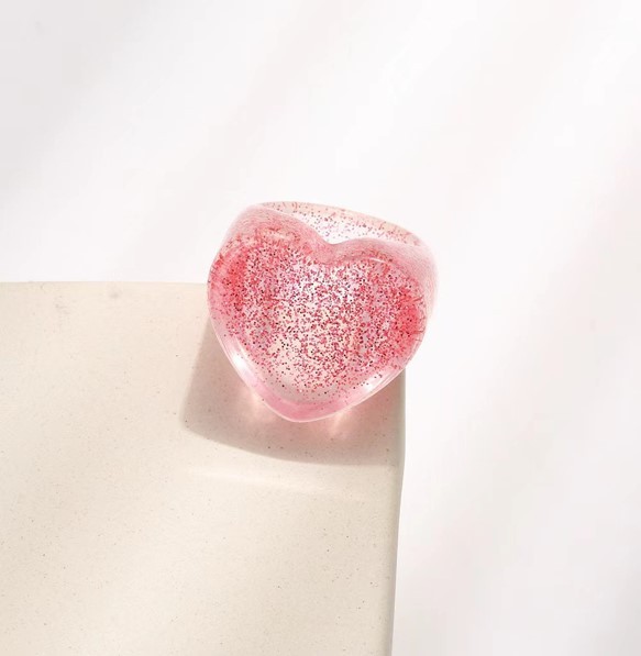 Кольцо акриловое GIRLY "Red heart", red (d=1,7 см) 