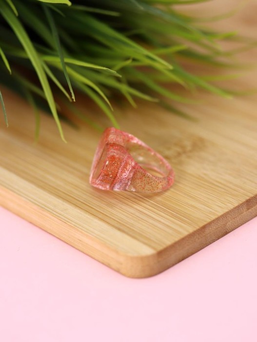 Кольцо акриловое GIRLY "Red heart", red (d=1,7 см) 