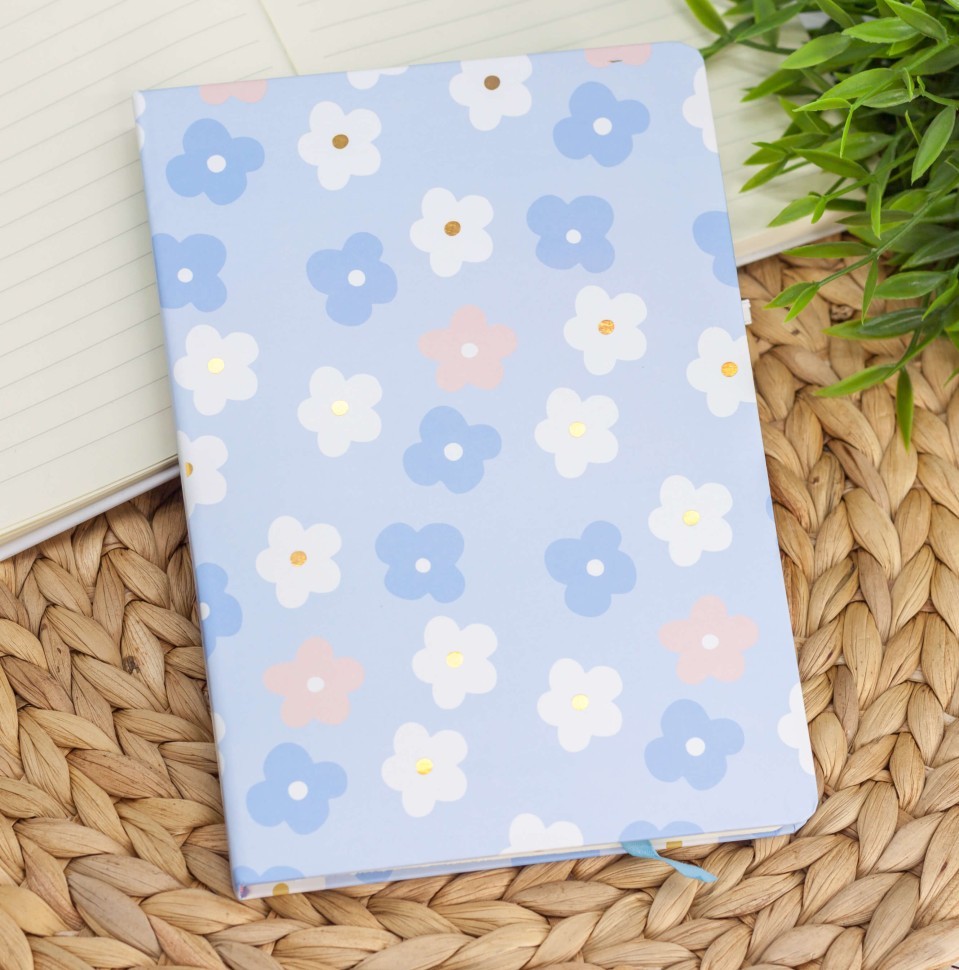 Блокнот (A5) "Flowers and leaves", blue (14.5*21)