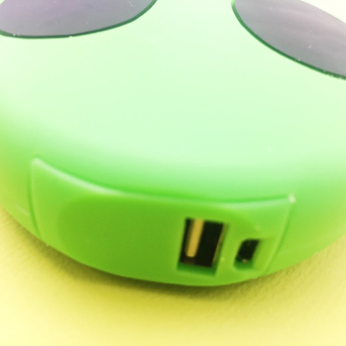 Портативное зарядное устройство Power Bank &quot;Emoji&quot; green 3000 mAh 