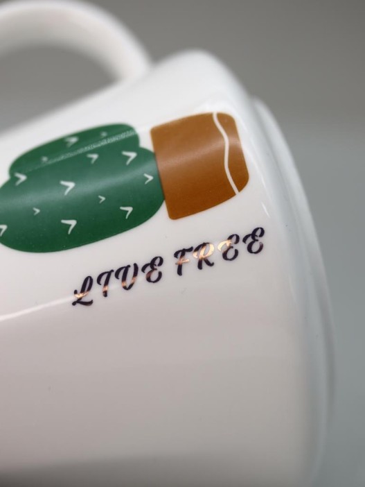 Кружка «Life free» 