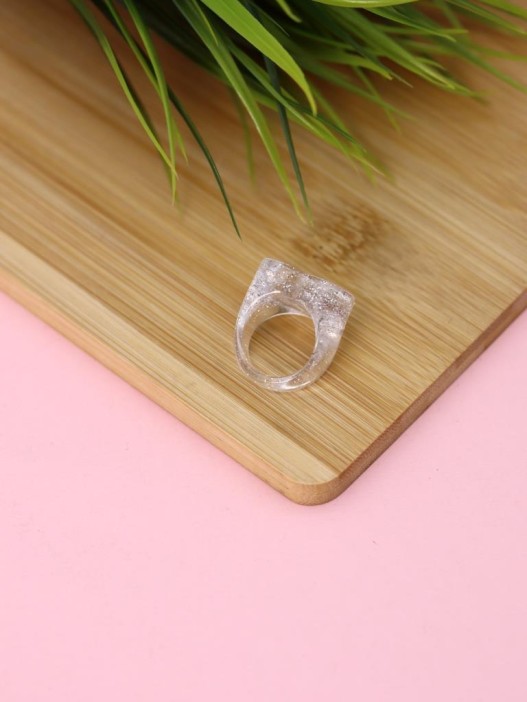 Кольцо акриловое GIRLY "Белое сердце", белое (d=1,7 см) 