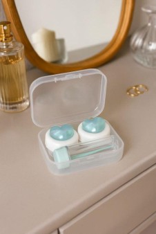 Контейнер для линз "Glass heart", green