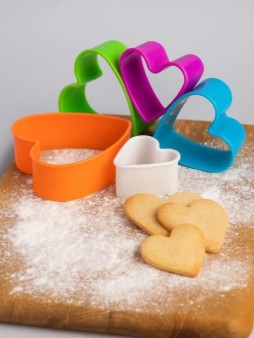 Набор кулинарных форм "Сердце" 5 шт. (L=5~9см)