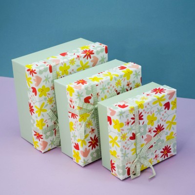 Набор подарочных коробок 3 в 1 «Daisy», 14*14*6.5-16*16*7.5-18*18*8.5