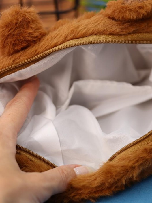 Пенал плюшевый &quot;The capybara is sleeping&quot;, brown (18*9 см) 