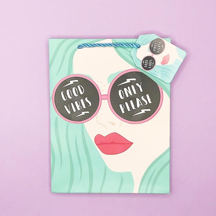 Пакет подарочный (S) &quot;Girl in glasses&quot; 