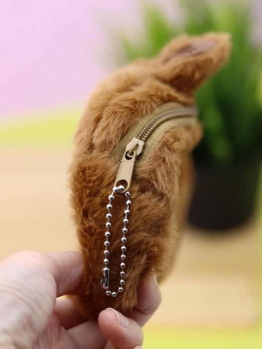 Пенал плюшевый &quot;Serious Capybara&quot;, brown (18*9 см) 