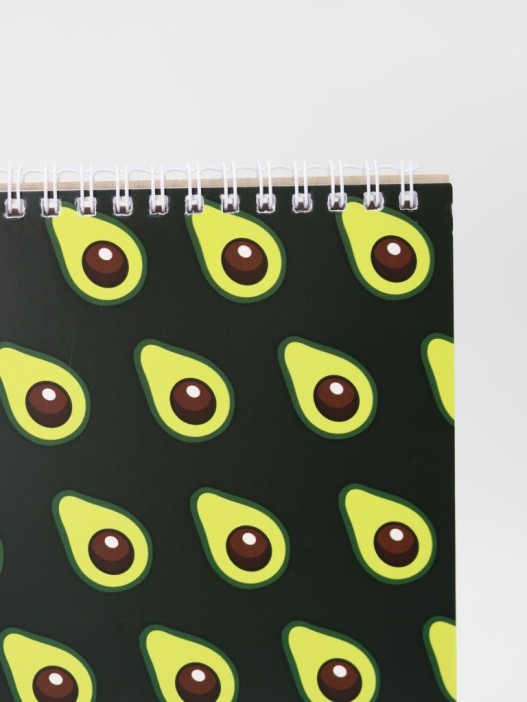 Скетчбук DRAW ME! "Много авокадо" 14х20 см,  плотность 100 гр 