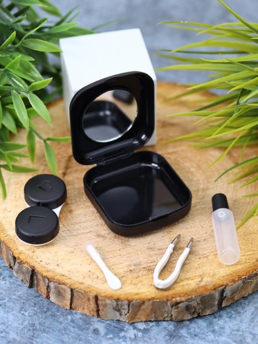 Контейнер для линз «Heart paint», black 