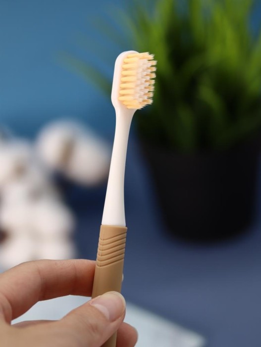 Зубная щётка для взрослых iLikeGift &quot;Travel bear&quot;, black (21 см) 