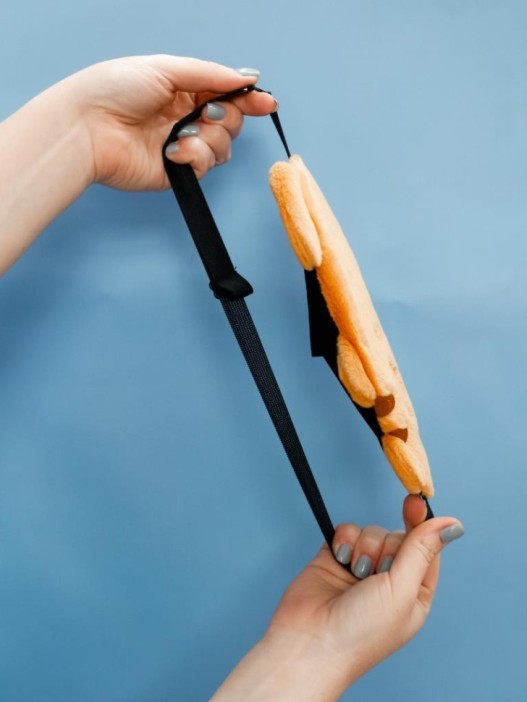 Маска для сна гелевая GIRLY "Пушистый кот", коричневая 