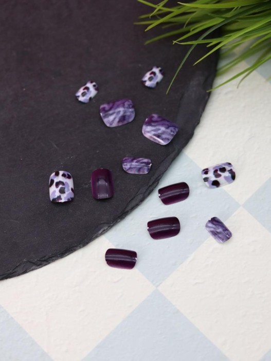 Накладные ногти GIRLY «Dalmatian», 12 шт., с клеевыми пластинами 