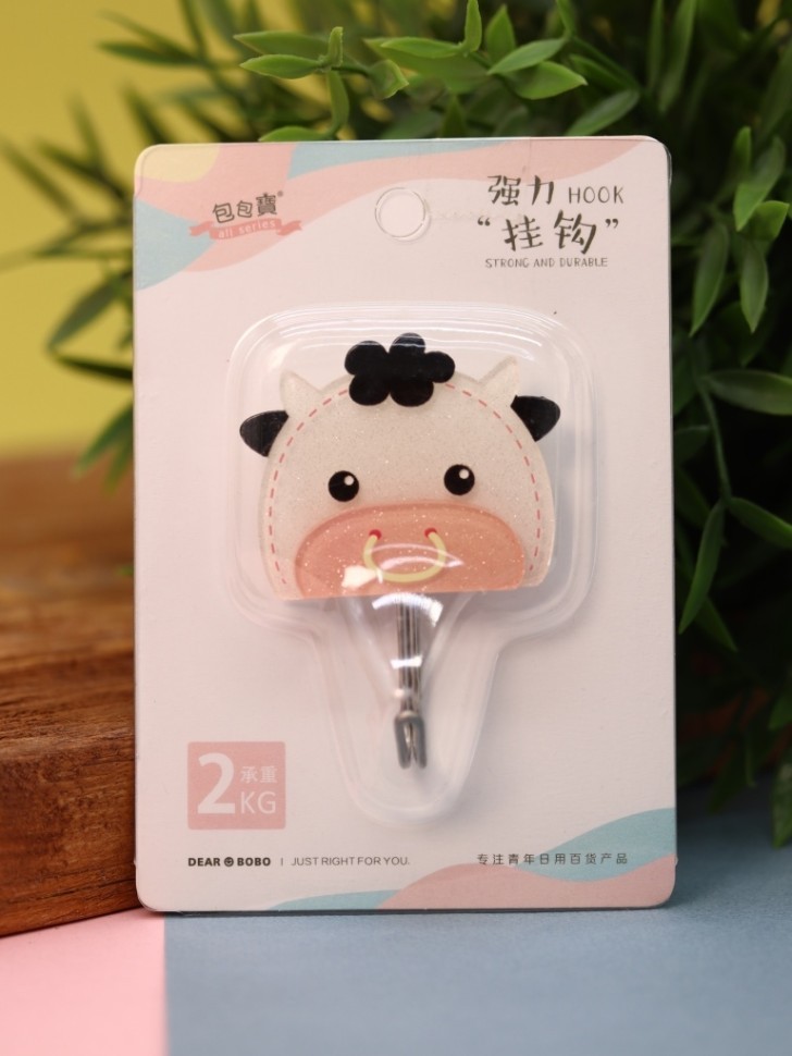 Крючок на липучке "Корова", белый