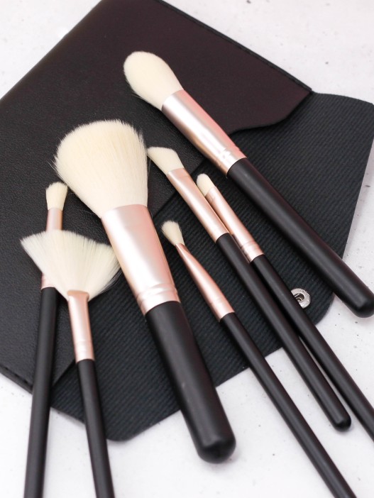 Набор кистей для макияжа &quot;Classic&quot;, 7 кистей, black 
