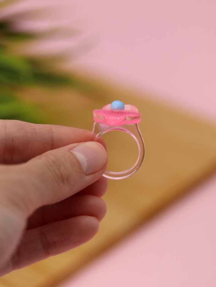 Кольцо акриловое GIRLY "Розовый цветок", розовое (d=1,7 см)