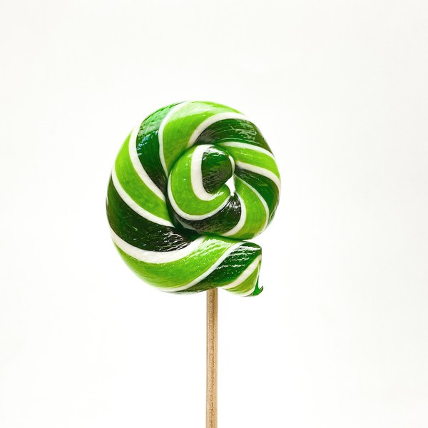 Леденцы SweetLee "Завиток №5" со вкусом алкогольных напитков (шоубокс - 30 шт.) 