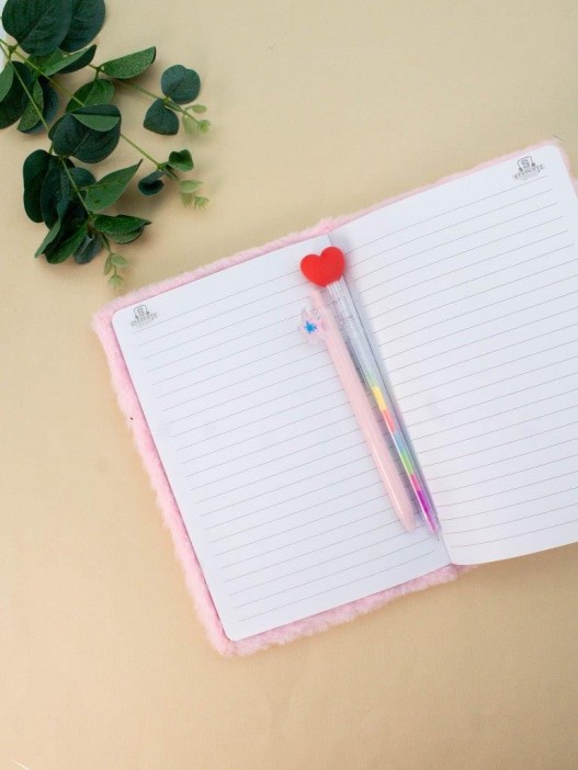 Блокнот плюшевый «Cat dress», rainbow-gray, 21,5х15 см, плотность 70 гр. 