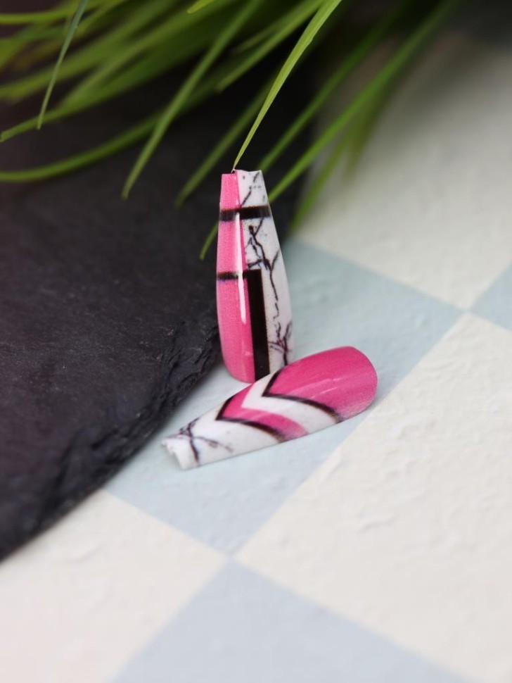 Накладные ногти GIRLY "Асимметрия", 12 шт., с клеевыми пластинами