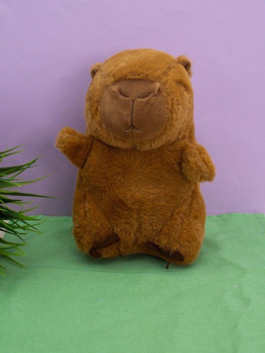 Мягкая игрушка "Capybara hugs", brown, 22 см 