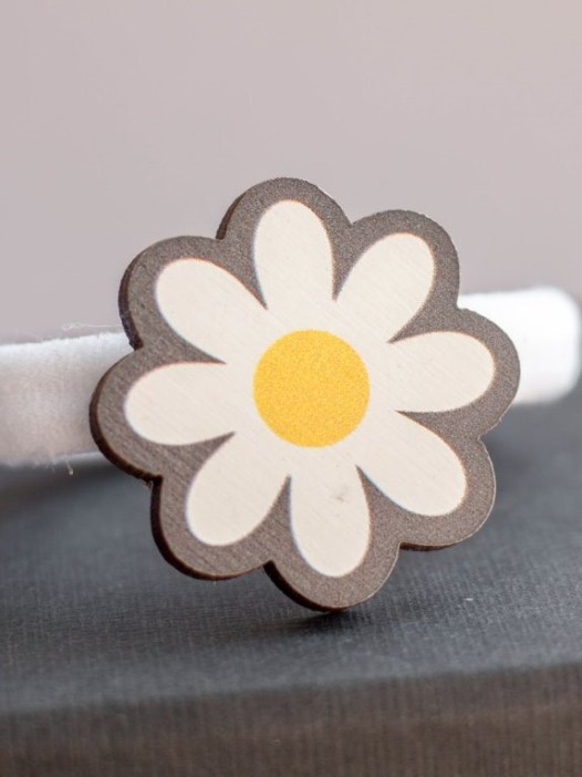 15813. Резинка для волос ECO из дерева DAISY 