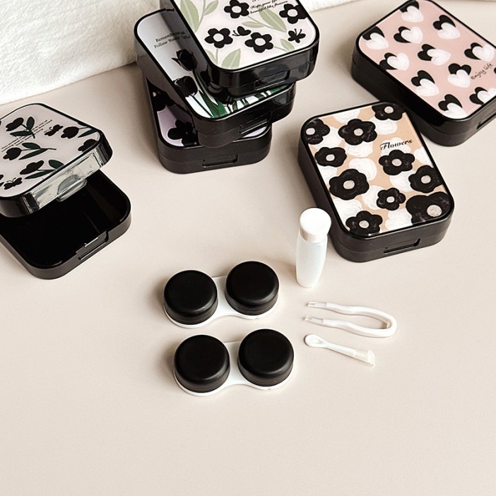 Контейнер для линз «Beautiful flowers», purple 